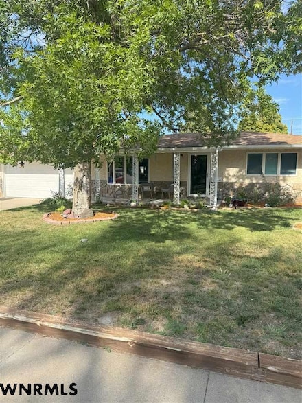 2360 Pacific Blvd, Gering, NE 69341
