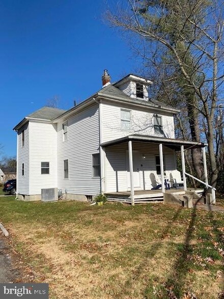 41 Waterford Rd, Hammonton, NJ 08037