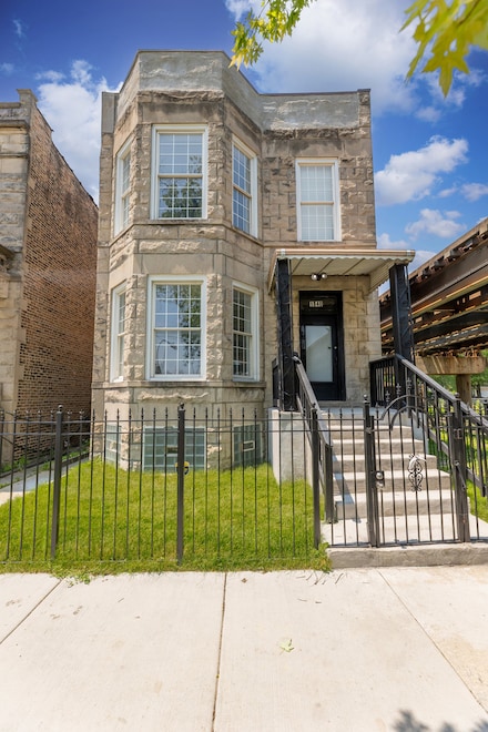 1940 S Ridgeway Ave Unit 2, Chicago, IL 60623