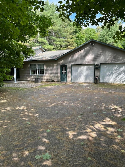242 Newport Rd, Corinna, ME 04928