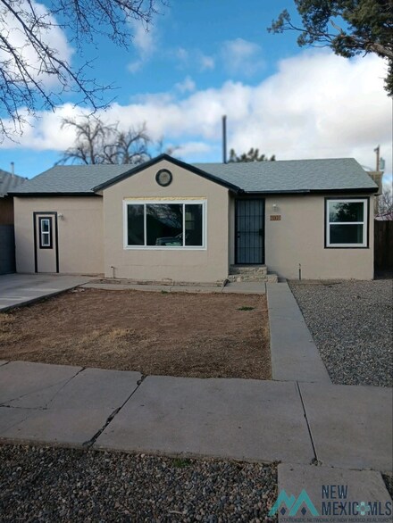 216 S Zinc St, Deming, NM 88030