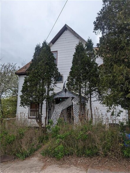 217 Sixth St, Other Pa Counties, PA 18603