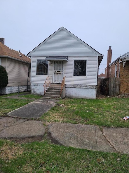 8930 S Euclid Ave, Chicago, IL 60617