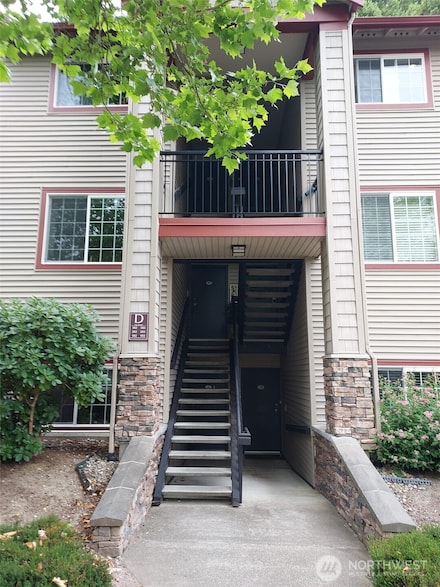 25025 SE Klahanie Blvd Unit D202, Issaquah, WA 98029