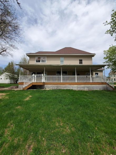 674 2nd St, Dawson, MN 56232
