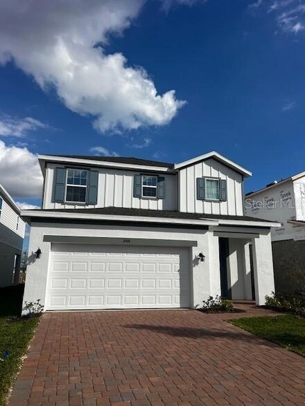 2008 Heart Lake Dr, Groveland, FL 34736