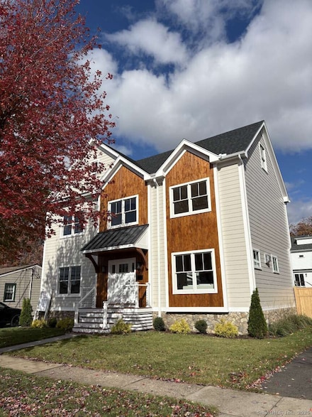 137 Millard St, Fairfield, CT 06824