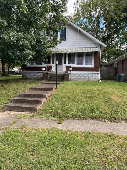 522 W Harrison Ave, Clarksville, IN 47129