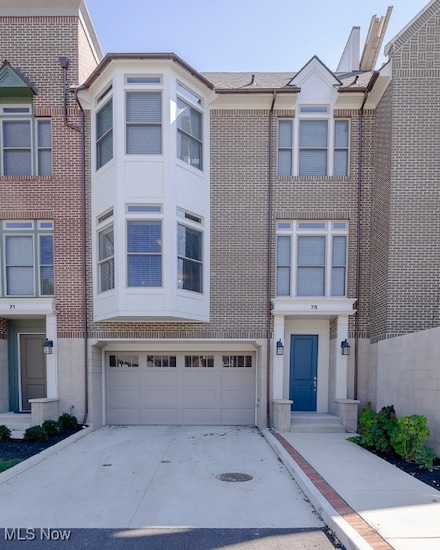 75 Ashbourne Dr, Westlake, OH 44145
