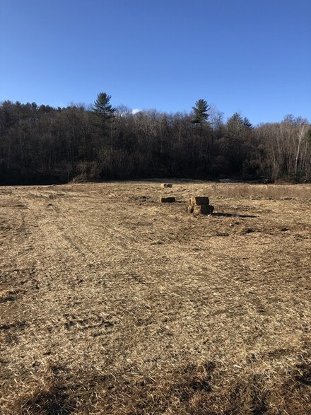 77 Stillwater Rd, South Deerfield, MA 01373
