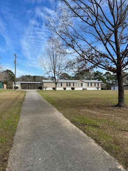 6832 Jones Connell Rd, Saint Francisville, LA 70775