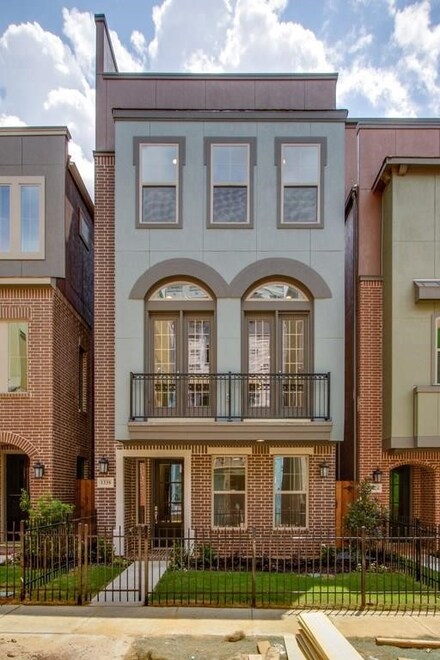 1338 Branchwood Place, Dallas, TX 75215