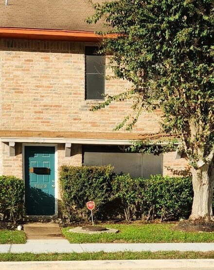 7829 Fuqua St Unit 7829, Houston, TX 77075