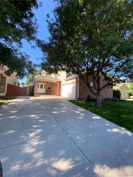 18748 E Linvale Cir, Aurora, CO 80013