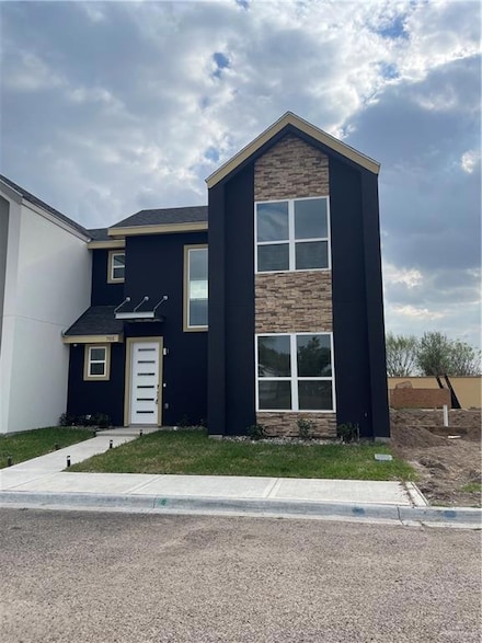 705 W Seminole Ave, Pharr, TX 78577