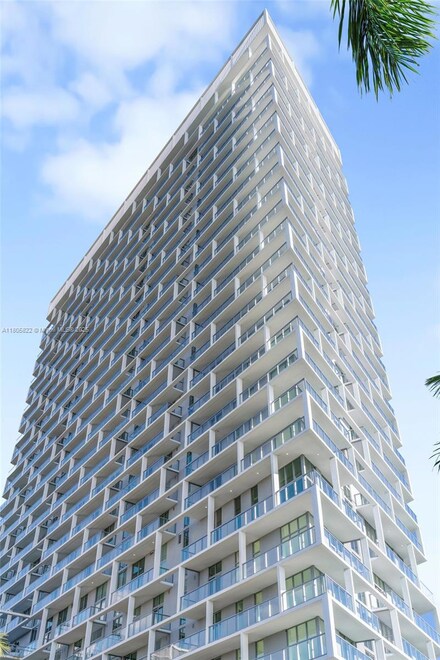2000 Metropica Way Unit 808, Sunrise, FL 33323