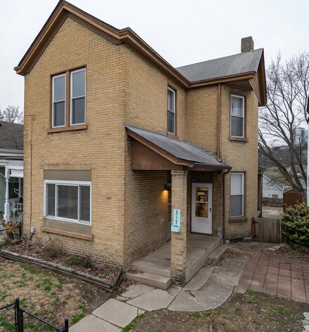 317 4th Ave, Dayton, KY 41074