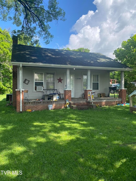 4228 Sullivan Gardens Dr, Kingsport, TN 37660