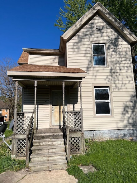 467 S Greenwood Ave, Kankakee, IL 60901