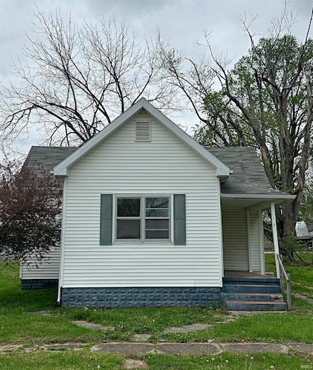 6 E Pearl St, Washington, IN 47501