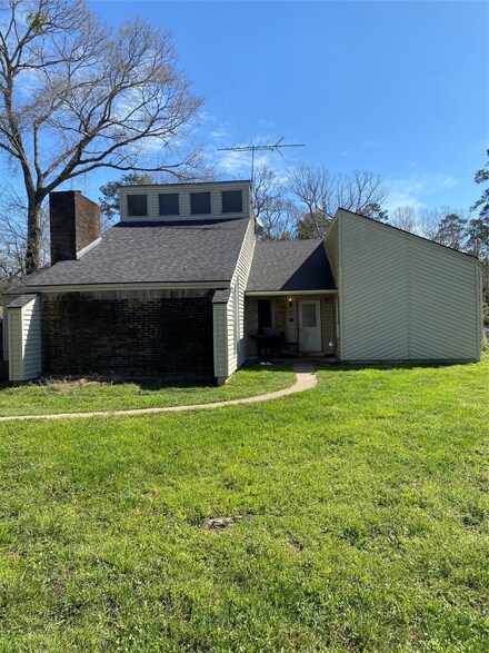 20195 Scott Gardner Rd, New Caney, TX 77357