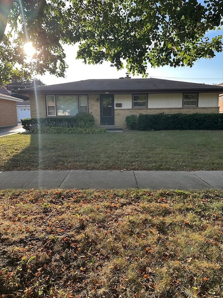 404 Emmerson Ave, Itasca, IL 60143