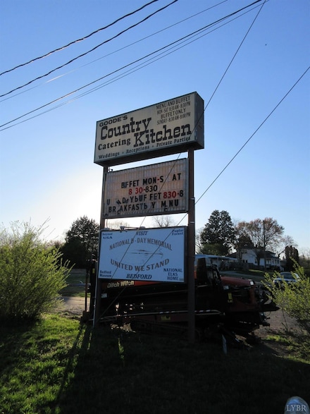 1527 E Lynchburg Salem Turnpike, Bedford, VA 24523