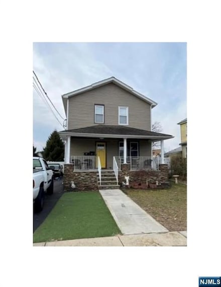 122 Page Ave Unit 2nd, Lyndhurst, NJ 07071