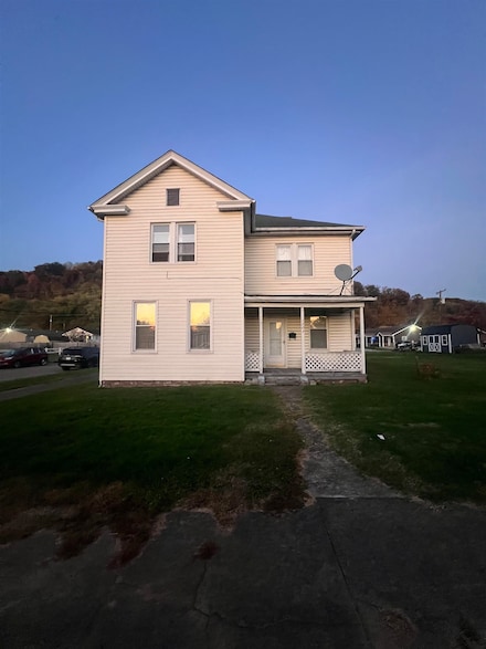 1203 S 9th St, Ironton, OH 45638