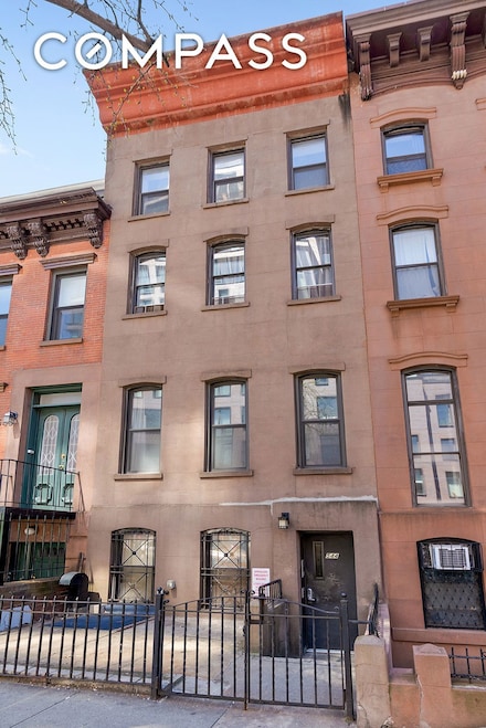 544 Pacific St, Brooklyn, NY 11217