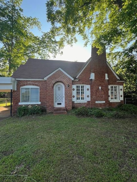 1219 N Mound St, Nacogdoches, TX 75961