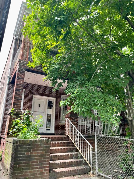 1937 Kennedy Blvd, Jc, West Bergen, NJ 07305