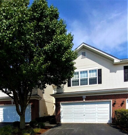 412 Merlot Ct, Oswego, IL 60543