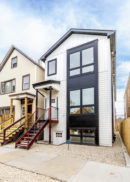 2949 W 25th Place Unit 2, Chicago, IL 60623