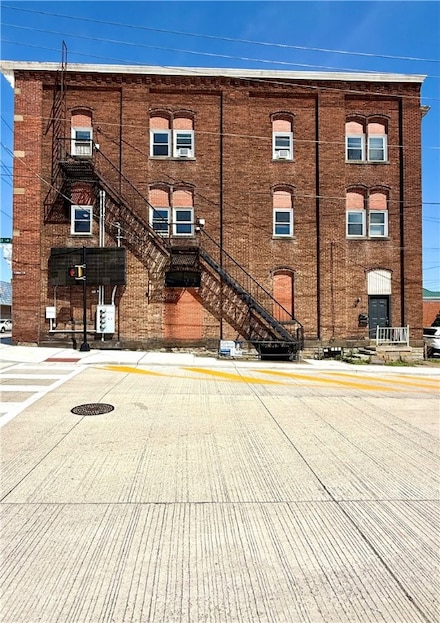 192 W High St Unit 2, Waynesburg, PA 15370