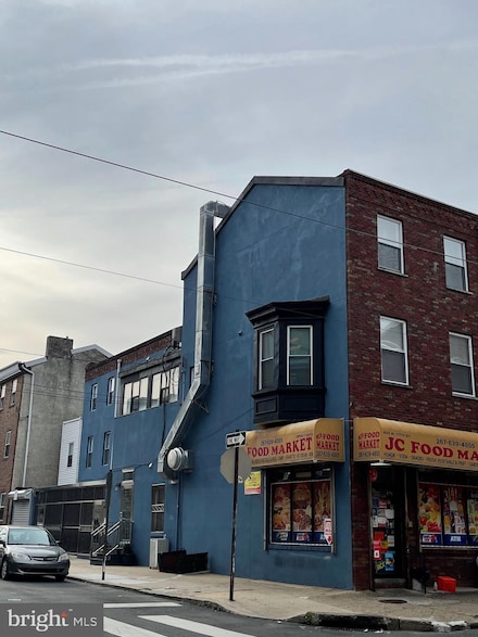 600 N 11th St Unit 2, Philadelphia, PA 19123