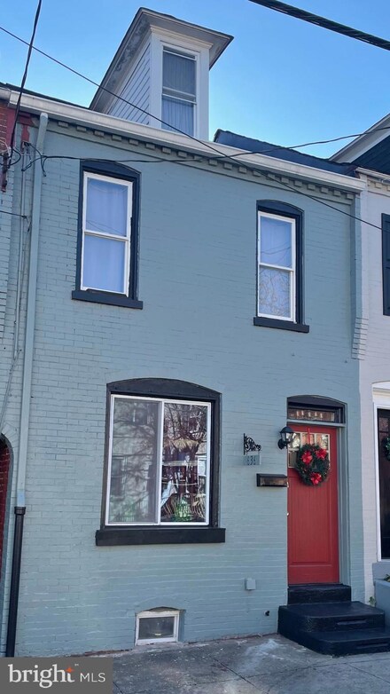 636 1st St, Lancaster, PA 17603