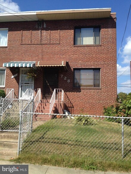 728 Kennedy St NE, Washington, DC 20011