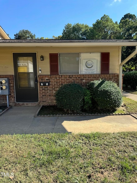 130 S Estes Dr Unit J1, Chapel Hill, NC 27514