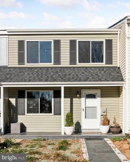 8338 Revelation Ave, Walkersville, MD 21793