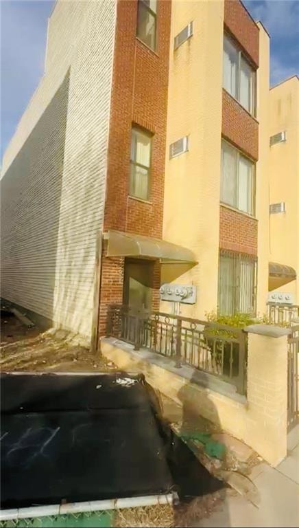 2297 Pacific St, Brooklyn, NY 11233