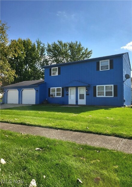 631 Root Rd, Lorain, OH 44052