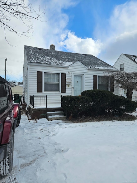 22092 Donald Ave, Eastpointe, MI 48021