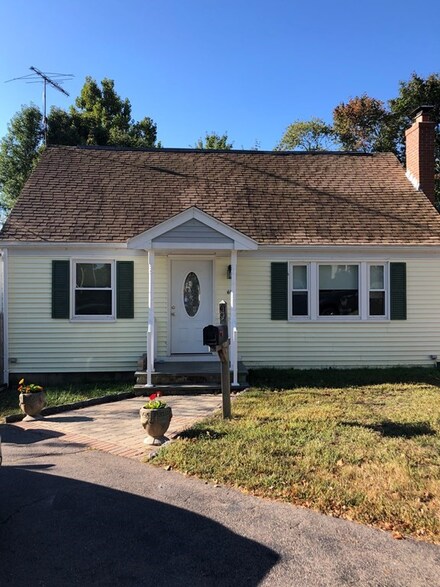 69 Suwanee Rd, East Weymouth, MA 02189