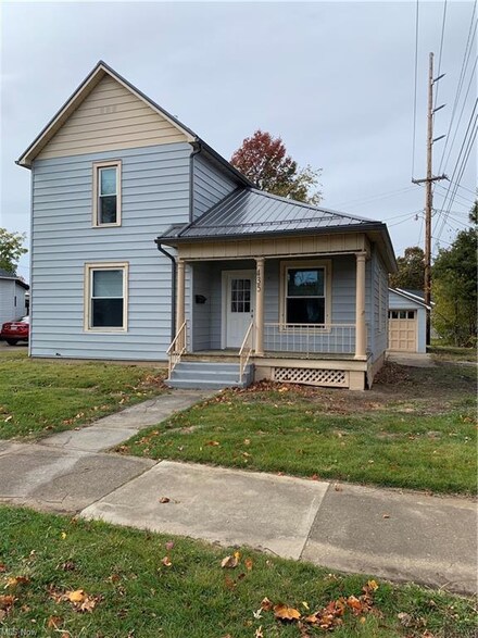 435 E 7th St, Dover, OH 44622