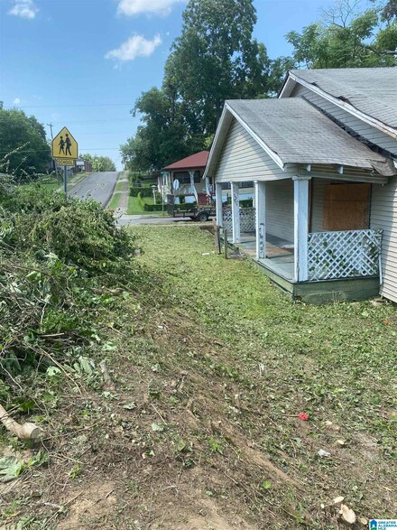 6200 Avenue C, Fairfield, AL 35064