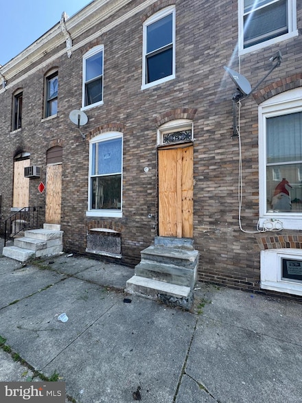 439 S Bentalou St, Baltimore, MD 21223