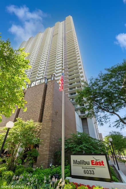 6033 N Sheridan Rd Unit 35K, Chicago, IL 60660