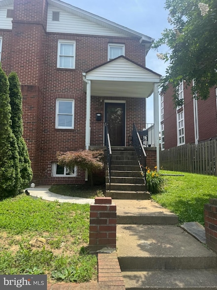 107 E Reed Ave Unit 1/2, Alexandria, VA 22305