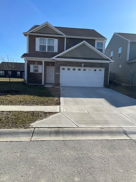 2995 W Calimanco Ln, Monrovia, IN 46157
